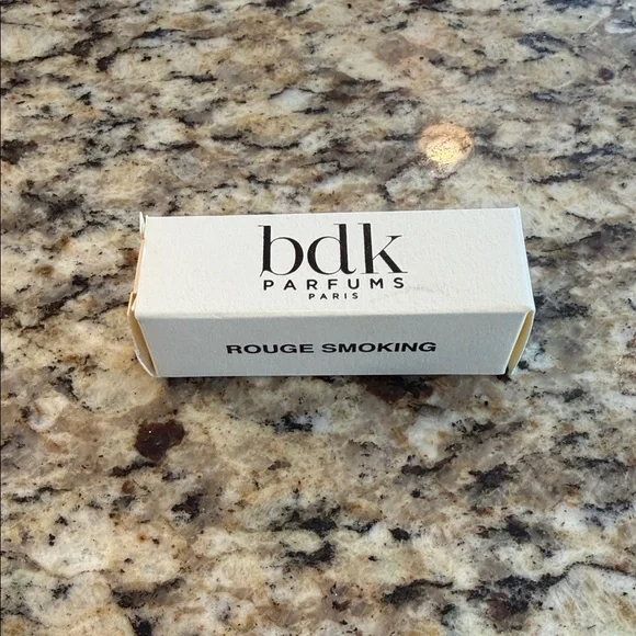 BDK Parfums Rouge Smoking Sample - Picture 2 of 4